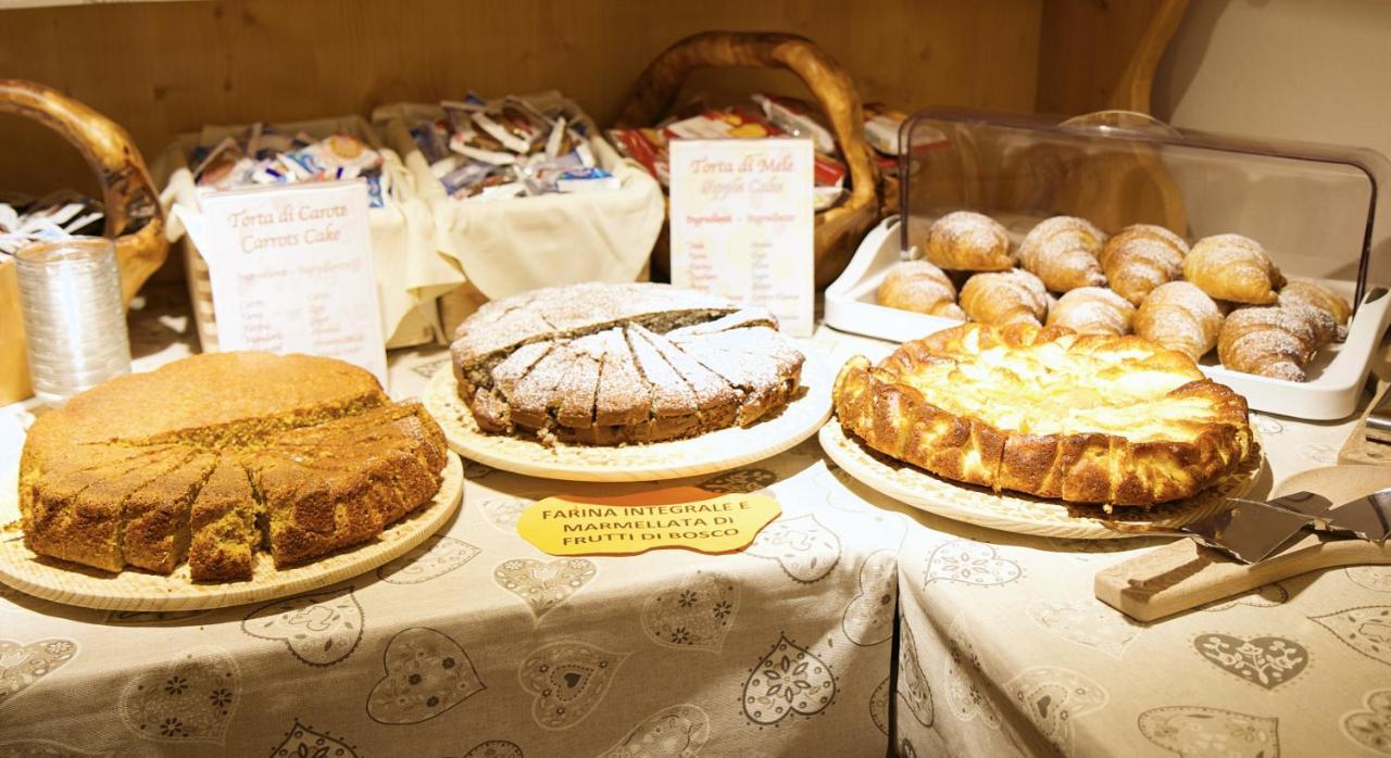 Hotel La Palu Pinzolo Eksteriør billede